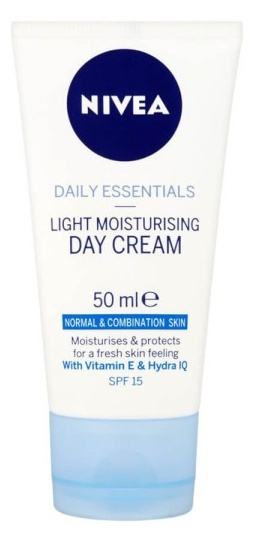 Nivea Daily Essentials Light Moisturising Day Cream