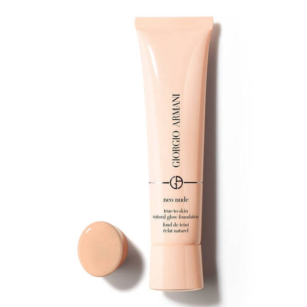 Armani Neo Nude Glow Foundation make-up