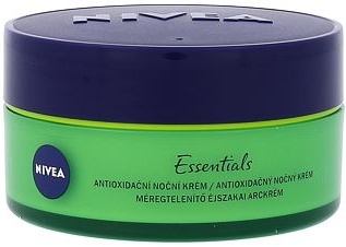 Nivea Essentials Urban Skin Detox