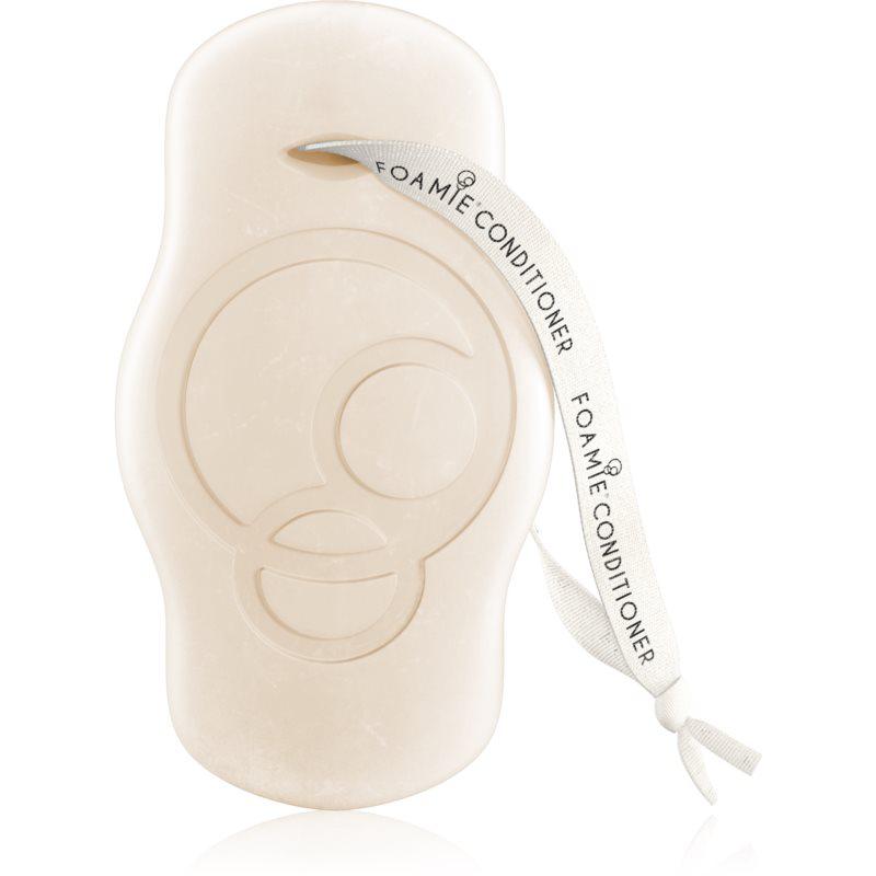 Foamie Shake Your Coconuts tuhý kondicionér pro normální vlasy