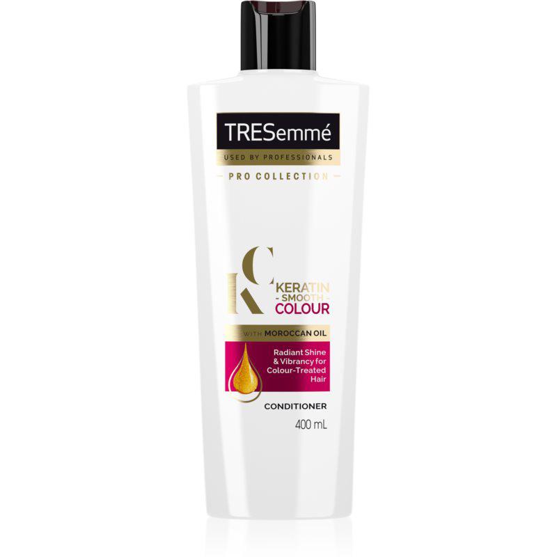 TRESemmé Keratin Smooth Colour kondicionér s keratinem pro barvené vlasy
